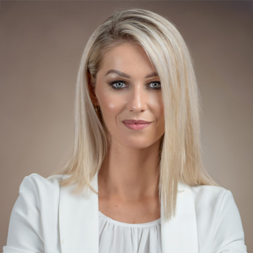 Katarína Papánová